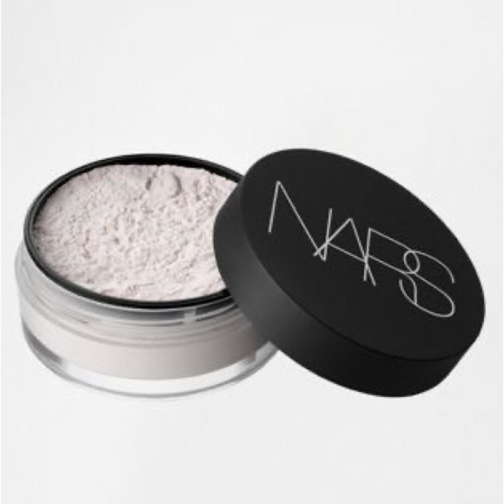 NARS. Light Reflecting Setting Powder- Loose (Translucent Crystal) - Picture 3 of 3